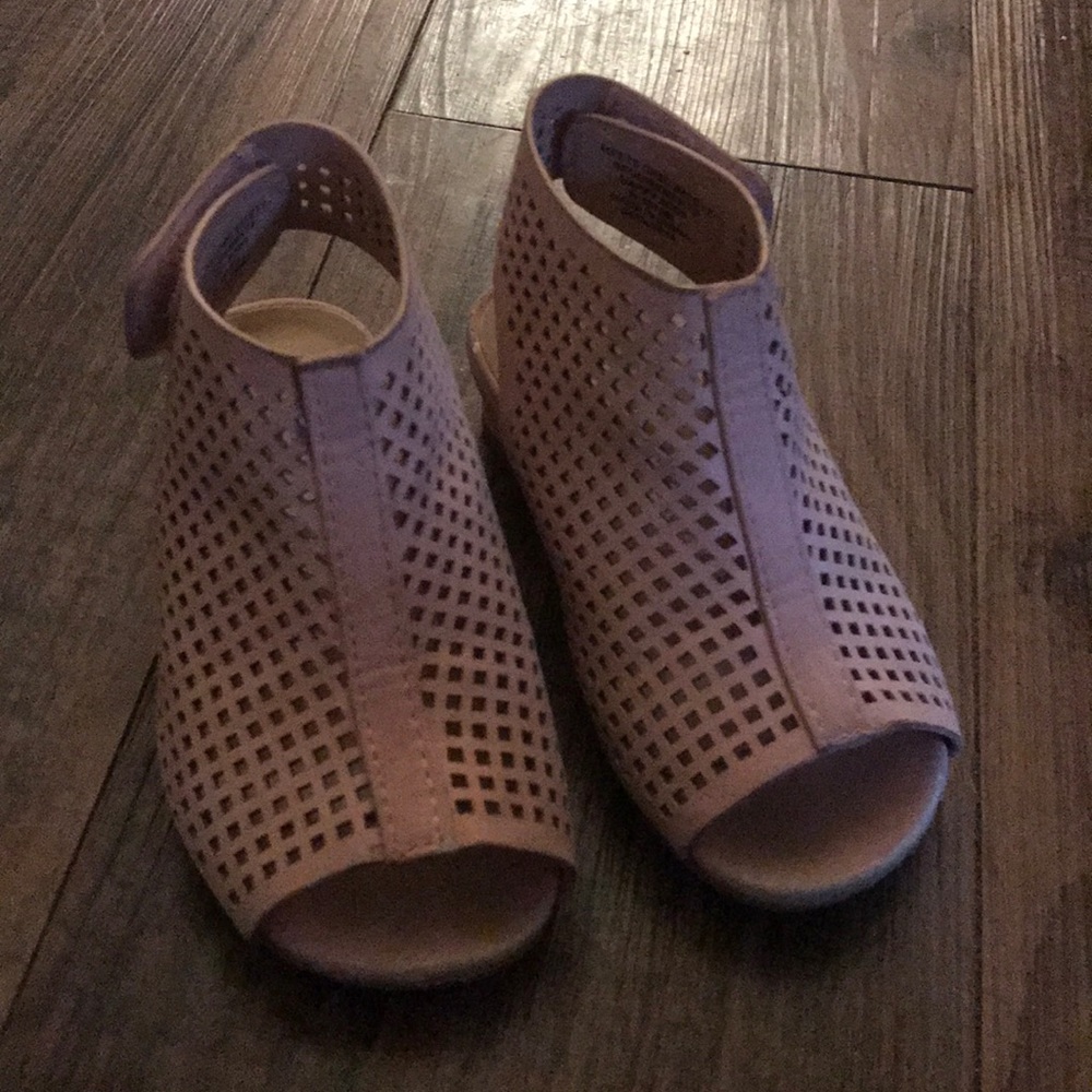 Toddler girls blush pink wedge booties